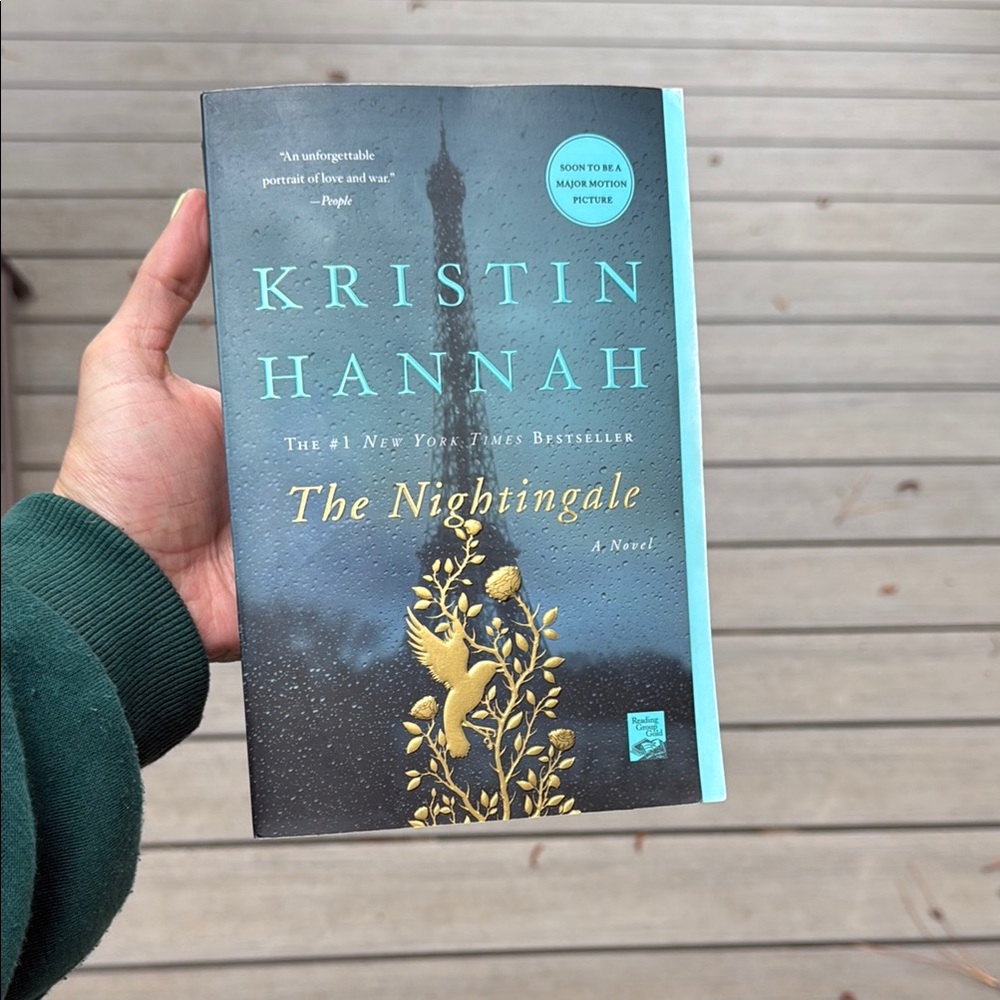 The Nightingale by Kristin Hannah